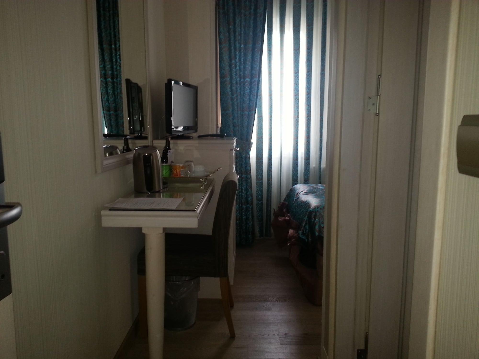 Hotel Novano Istanboel Buitenkant foto