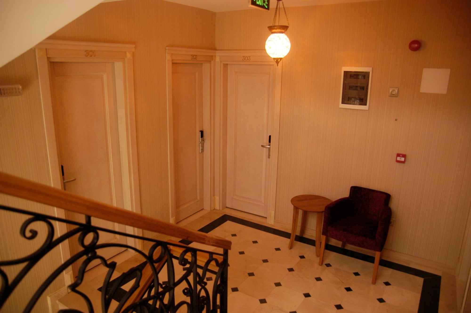 Hotel Novano Istanboel Buitenkant foto