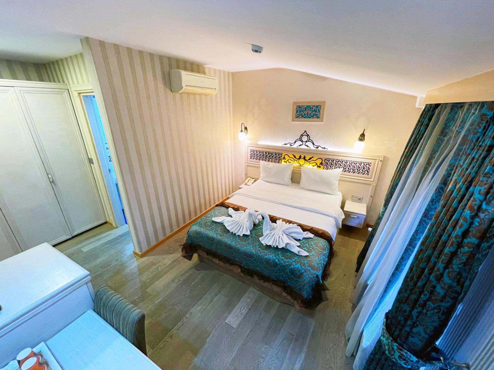 Hotel Novano Istanboel Buitenkant foto
