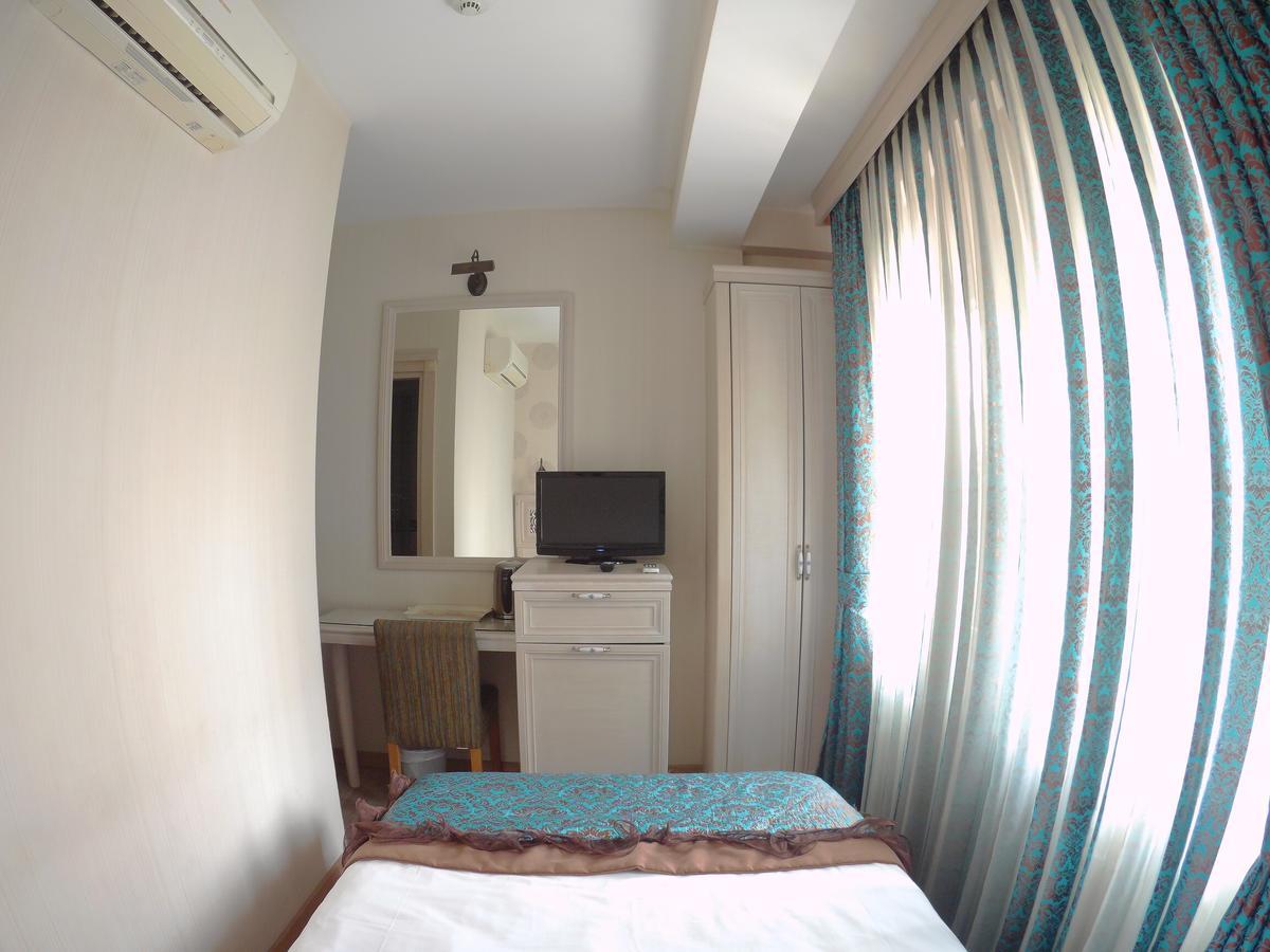 Hotel Novano Istanboel Buitenkant foto