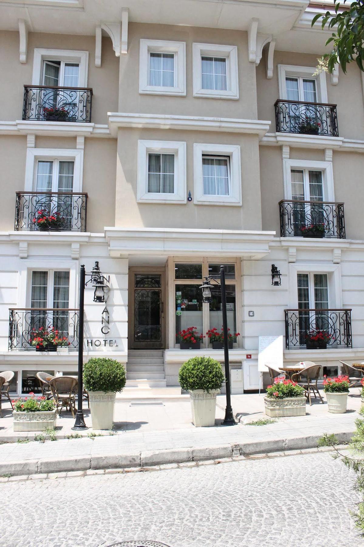 Hotel Novano Istanboel Buitenkant foto